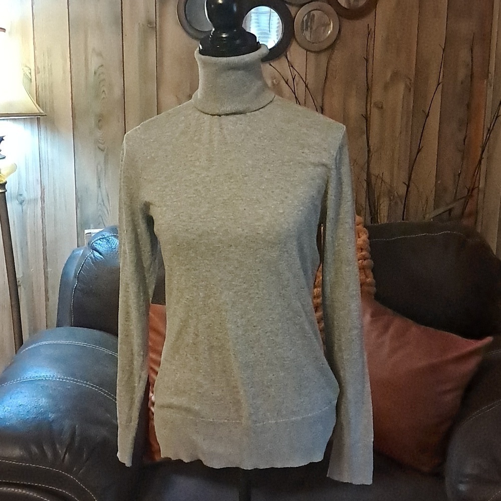 Chaps by Ralph Lauren Turtle Neck Sweater Size M Classic Casual Lagenlook Preown